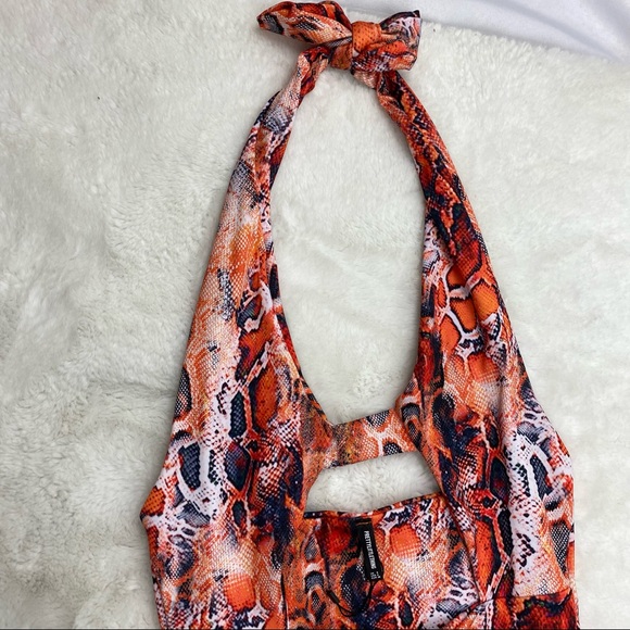 NWOT Pretty Little Thing Snakeskin Print Swimsuit - Picture 5 of 8